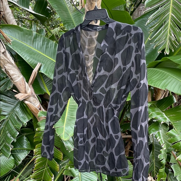 Express sheer zebra print silk bohemian top - Picture 1 of 6